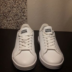 Adidas  female's shoes Preowned US size 7
